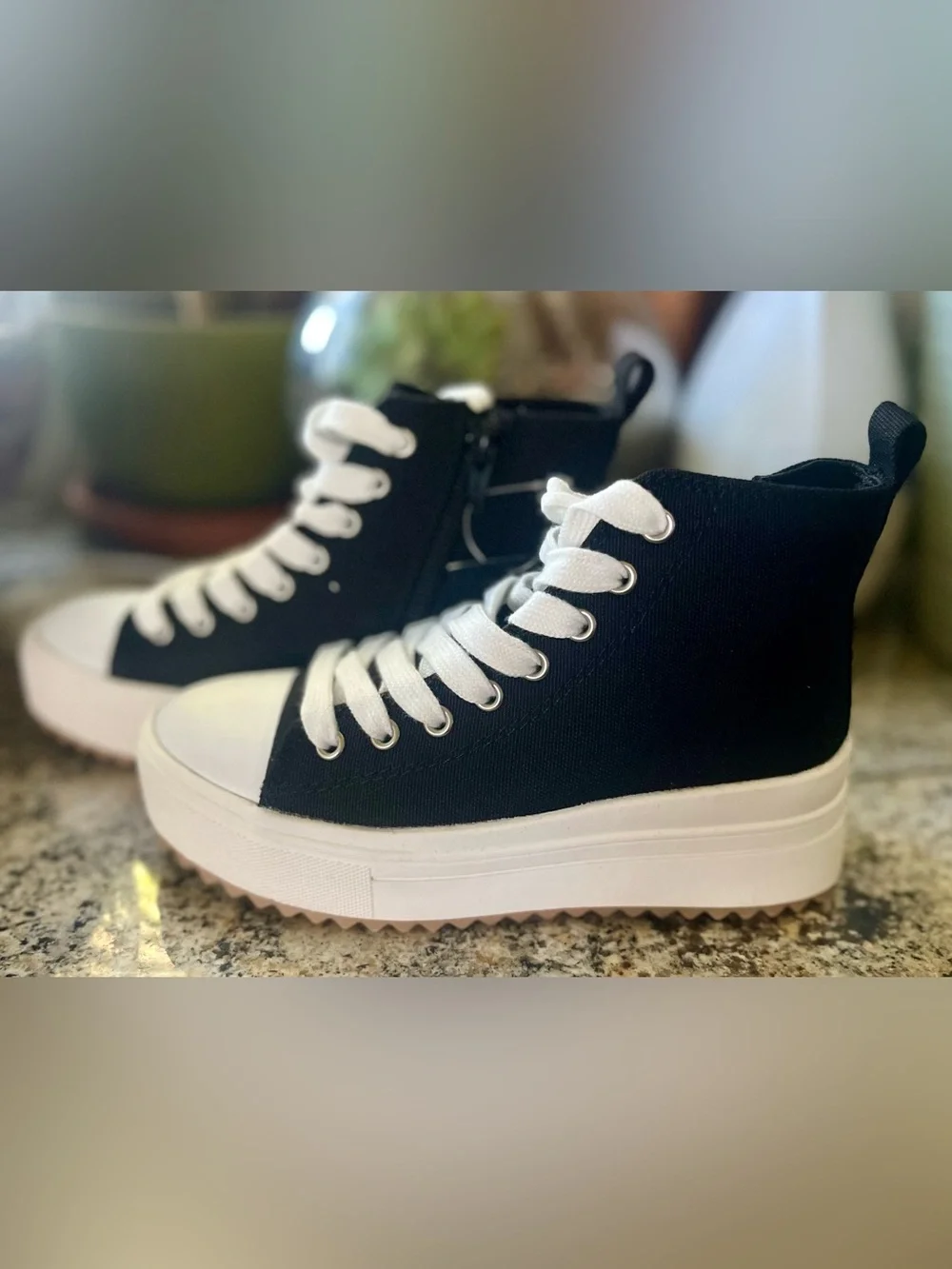 art class Black and White High-Top Platform Sneakers